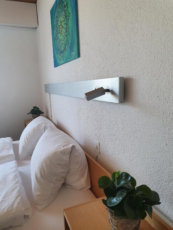 Erlebnisland Grizzlybaer Hotel Langenbuhl Eksteriør billede