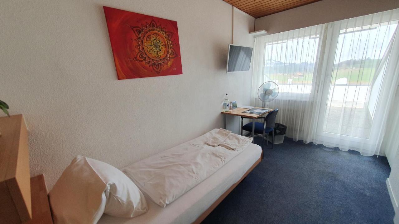 Erlebnisland Grizzlybaer Hotel Langenbuhl Eksteriør billede