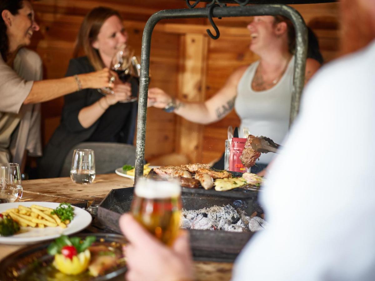 Erlebnisland Grizzlybaer Hotel Langenbuhl Eksteriør billede
